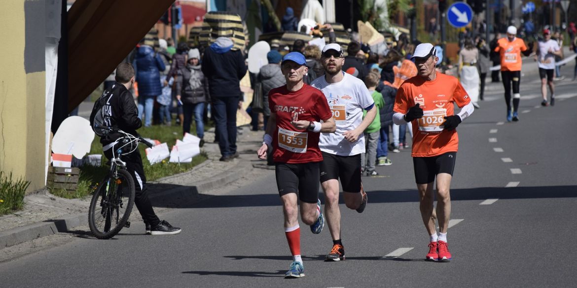 DOZ Łódź Marathon 2017 reaches finish line. It was loud!